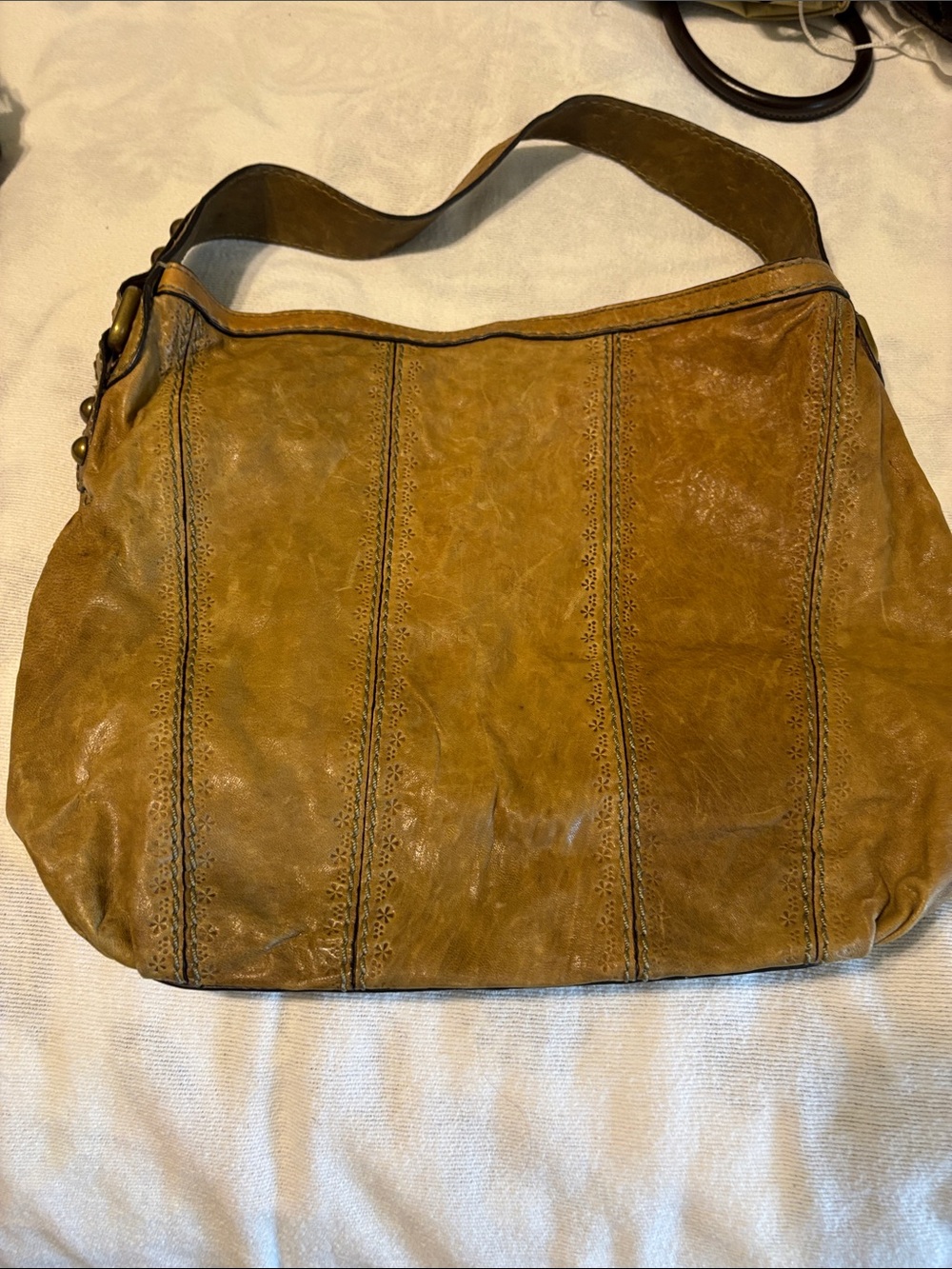 Women’s Classic Tan Leather Tote Bag